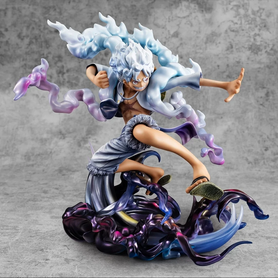 Luffy "God of the Sun" Figure - One Piece™