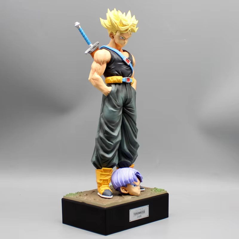 Mirai Trunks SSJ Figure - Dragon Ball Z™