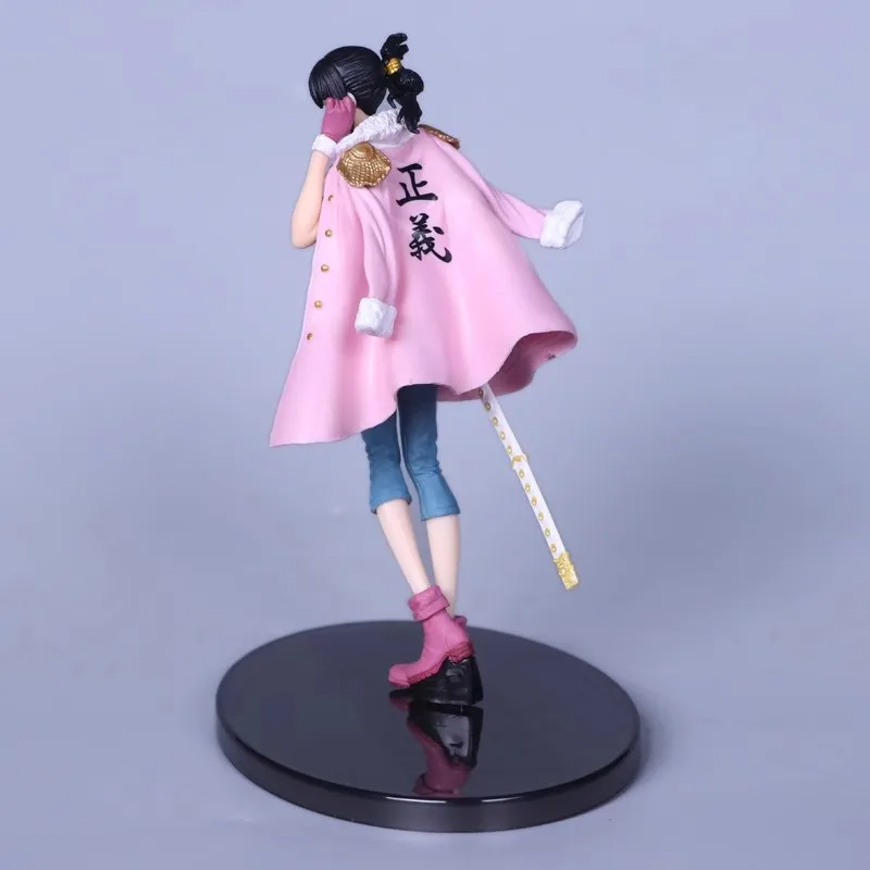 Tashigi Figure - One Piece™