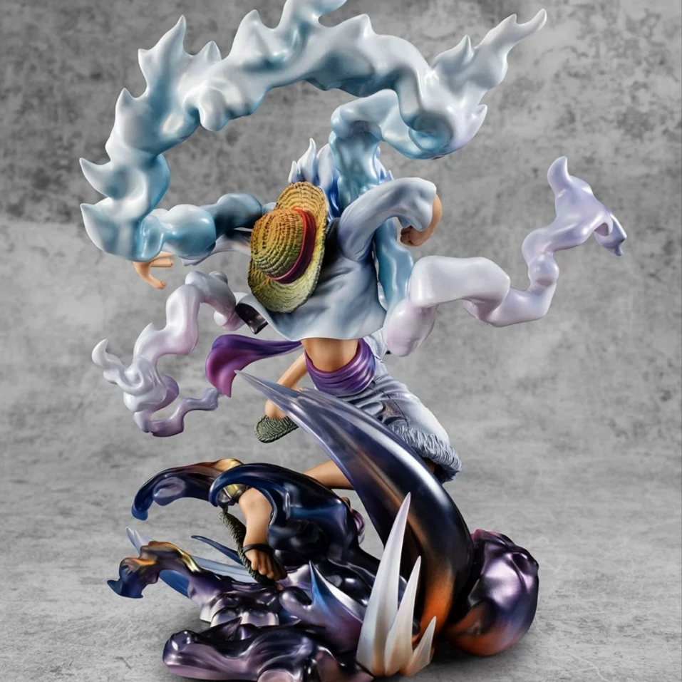 Luffy "God of the Sun" Figure - One Piece™