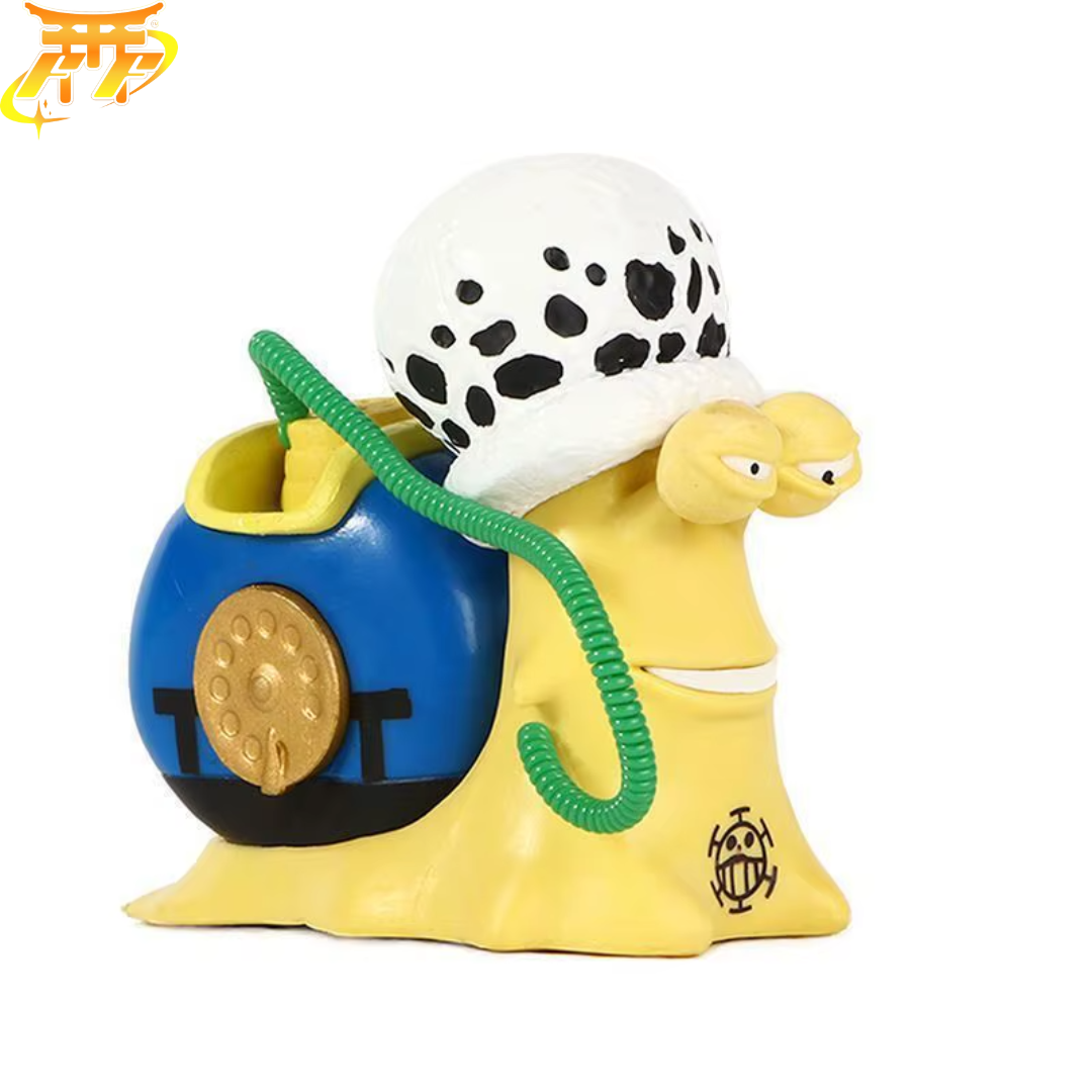 Law Snail Figure - One Piece™