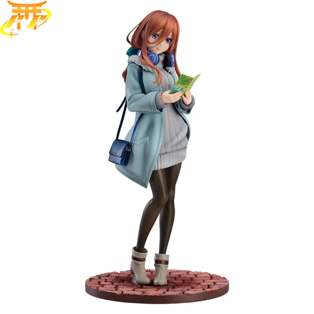 Miku Nakano Figure - The Quintessential Quintuplets™
