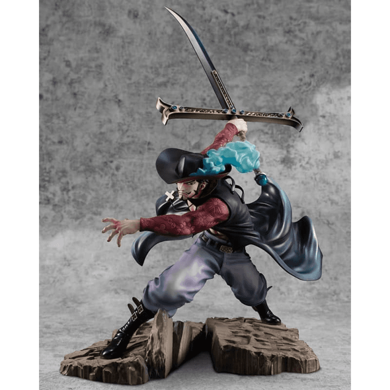 Dracule Mihawk Figure - One Piece™