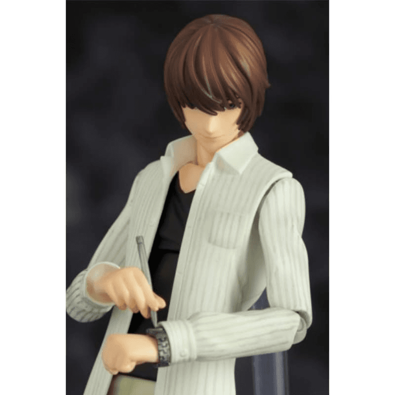 Light Yagami Figure - Death Note™