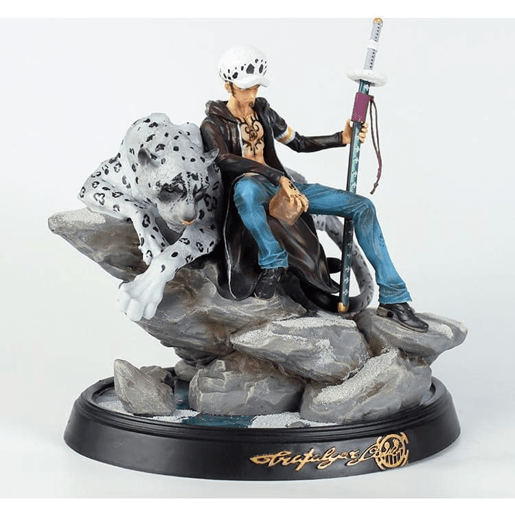 Trafalgar D. Law Figure - One Piece™