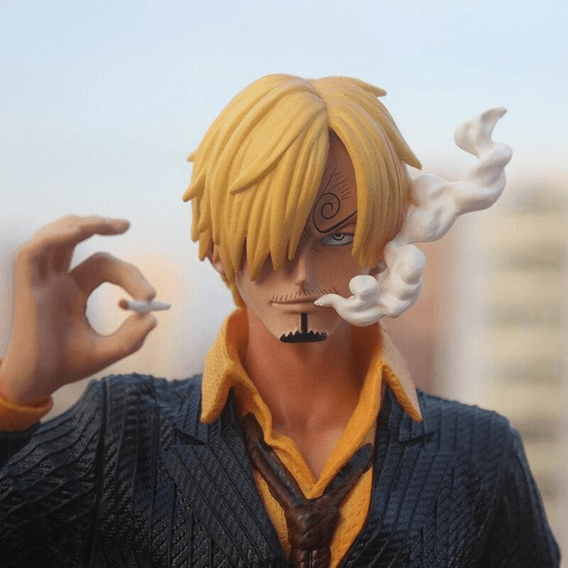 Vinsmoke Sanji Figure - One Piece™