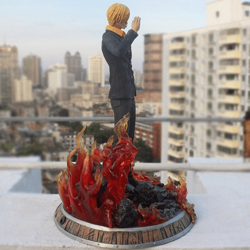 Vinsmoke Sanji Figure - One Piece™